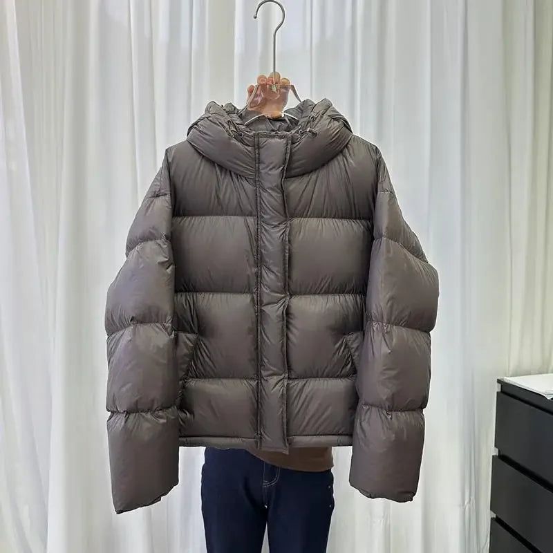 Short, Thick Cotton Jacket for Petite Women, 2026 Winter Trendy Fashion New Hooded Warm Puffer Jacket