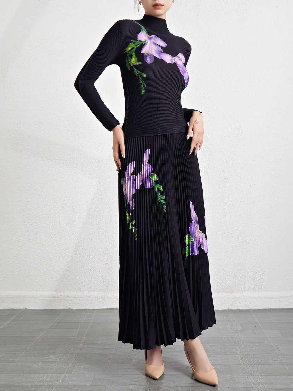 Retro Pleated Fashion Floral Suit Autumn and Winter New Miyake Elastic Top Waist Design Skirt Two-Piece Set