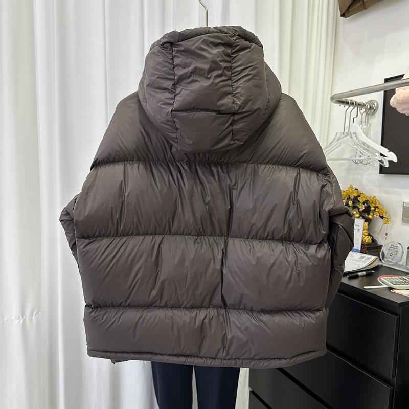 Short, Thick Cotton Jacket for Petite Women, 2026 Winter Trendy Fashion New Hooded Warm Puffer Jacket